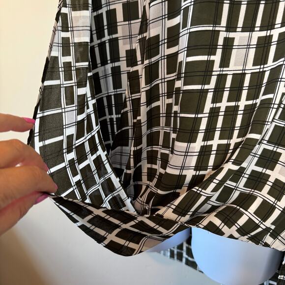 Alfani Career Top Womens Sz 24 Black White Hi-Low Long Sleeve Casual Office - Picture 3 of 10